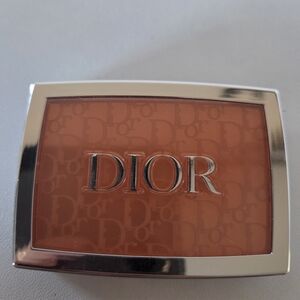Dior Rosy Glow Blush 004 Coral